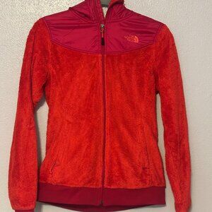 The North Face OSO full-zip hooded fleece jacket in red/pink